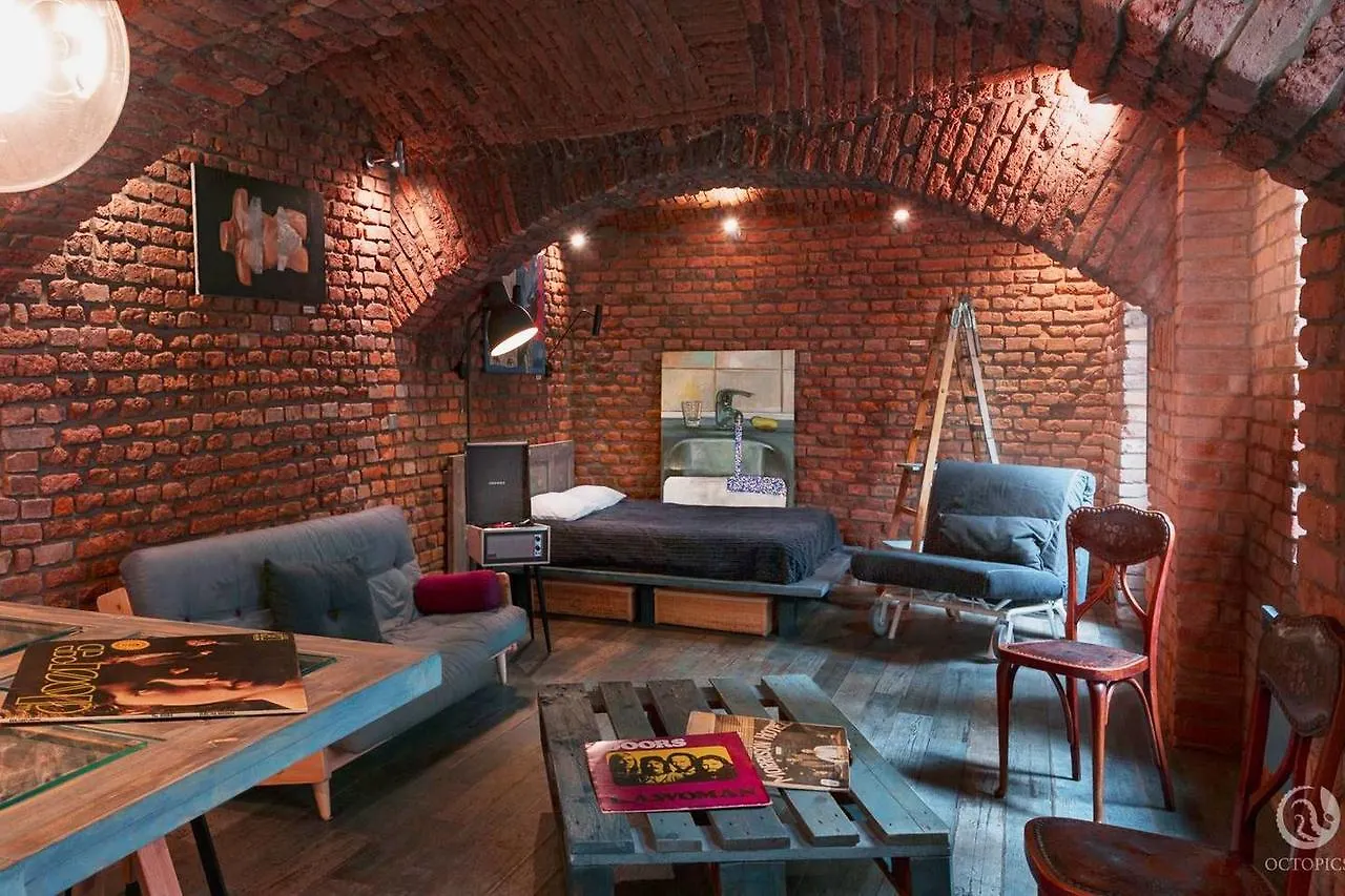 Loft Apartment 